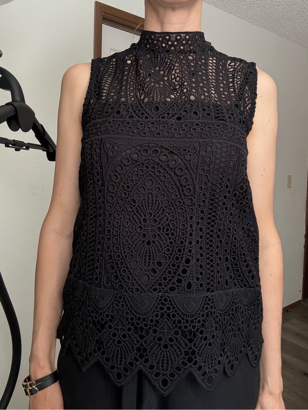 Calligraphe Lace Top Black M High Neck Sleeveless Crochet Blouse - Picture 2 of 8